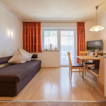 Nadine Apartment *