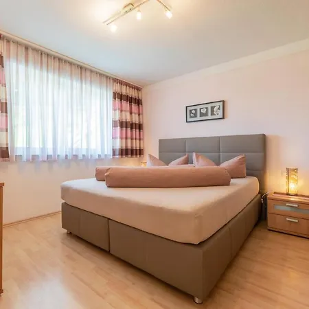 Nadine * نيوستيف ام ستوبيتا