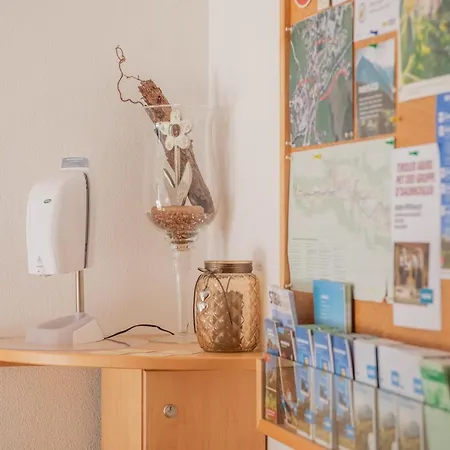 Nadine * نيوستيف ام ستوبيتا