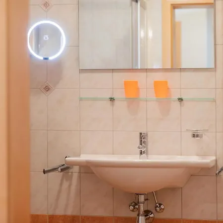 شقة Nadine نيوستيف ام ستوبيتا